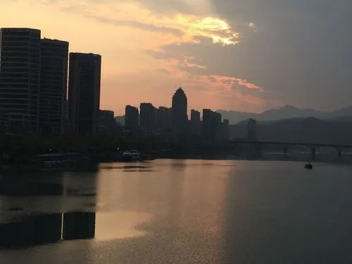 建德天气，一城山水，四时分明