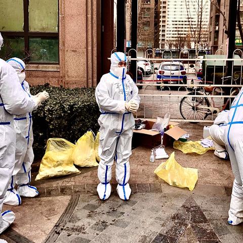 西安突发24例阳性,警报再响,这座城市如何应对? 西安突发24例阳性,警报再响,这座城市如何应对?